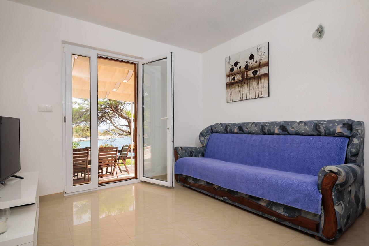 Pavao Apartments Vrboska Ngoại thất bức ảnh